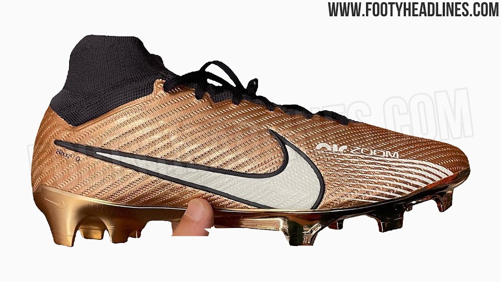 b Metallic Copper Next-Gen Nike Zoom Mercurial Boots .jpg