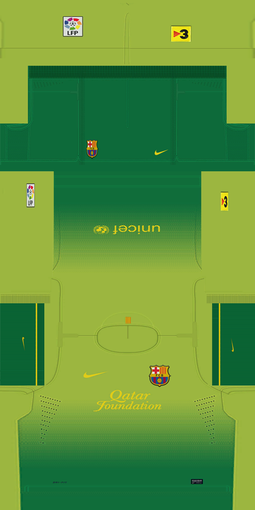 Barcelona 2012-13 GK Kit.png