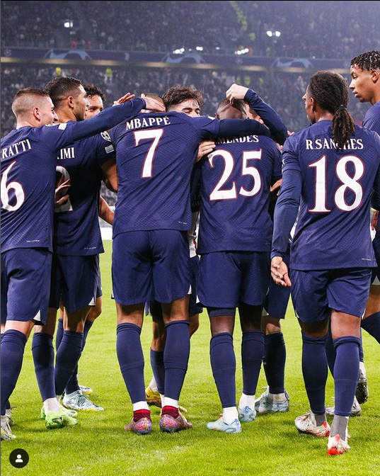 Screenshot 2022-11-14 at 16-22-46 Paris Saint-Germain (@psg) • Фото и видео в Instagram.png