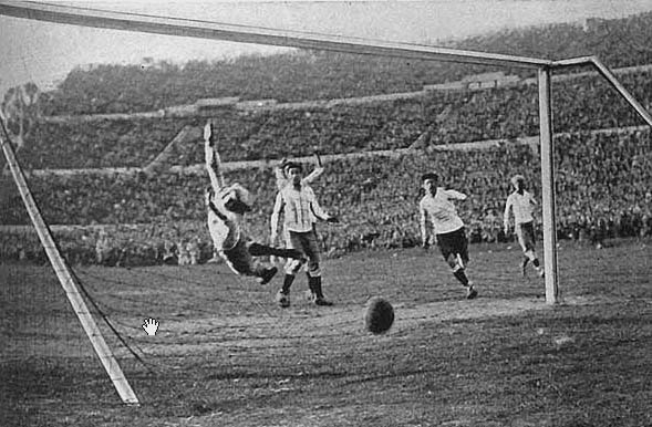 Uruguay_goal_v_argentina_1930.jpeg